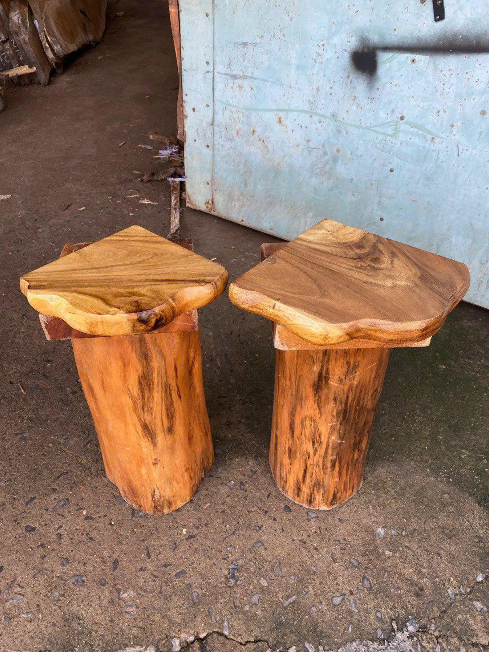 Live Edge Corner Display Shelf For Seasonal Home Decoration - Image 3